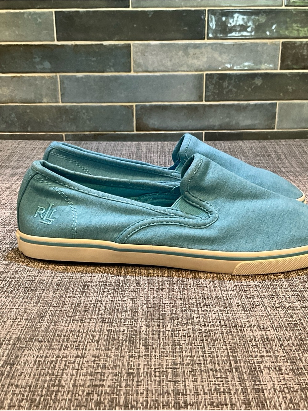 Ralph Lauren Women’s Janice Slip-On Sneakers Size 9B - NEW - Picture 3 of 11